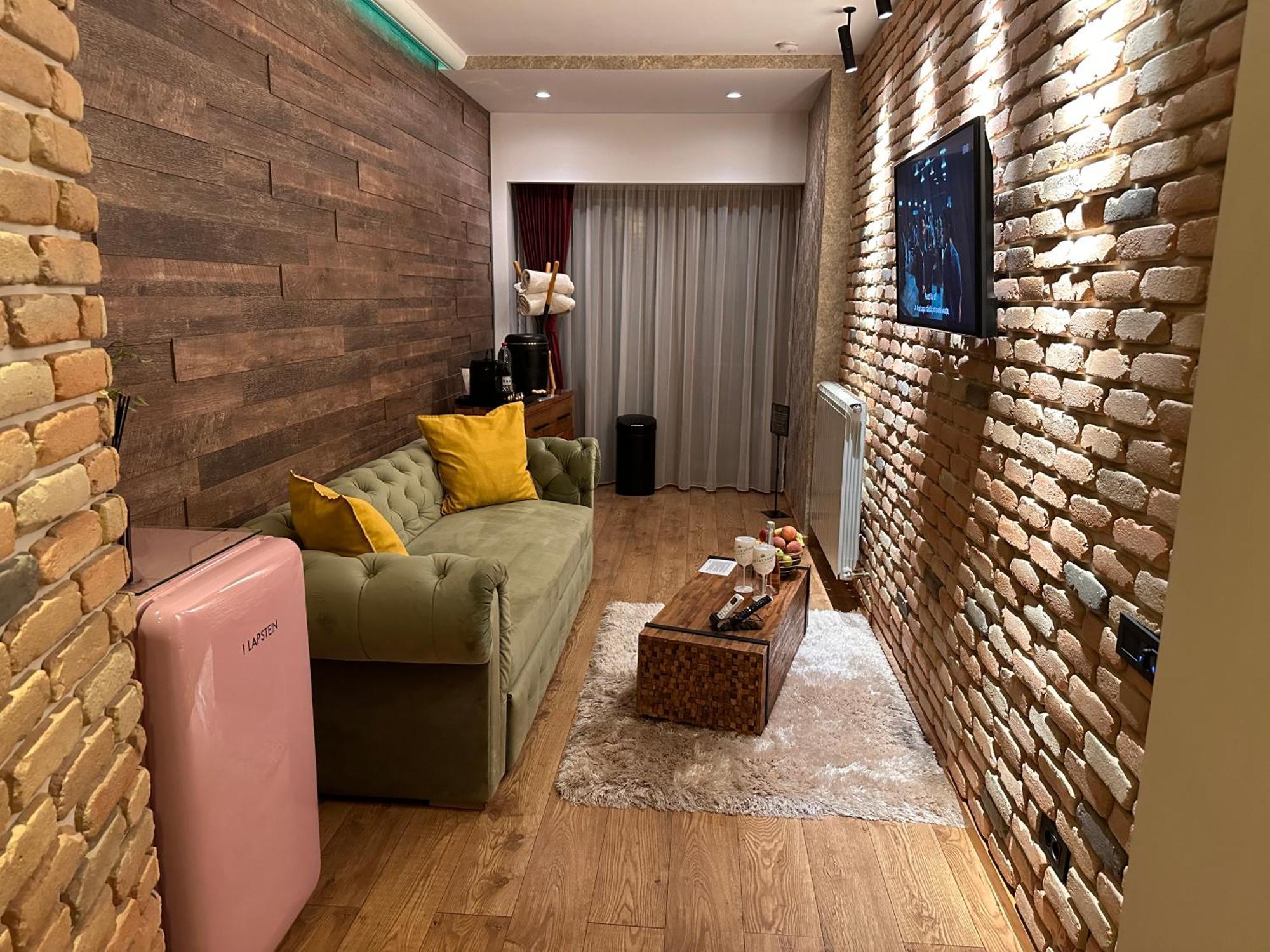 The Residence Central Jacuzzi Boutique (Adults Only) Cluj-Napoca Luaran gambar